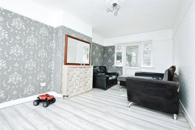 85, Harts Road, West Midlands photo 2
