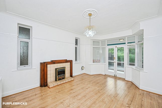 Milton Grove, Orrell, Wigan photo 4
