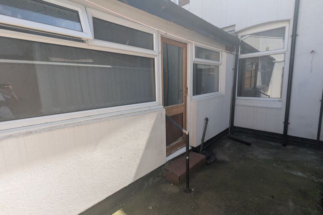 102 Arlington Street, Arlington Street, Stockton TS18, Stockton photo 5
