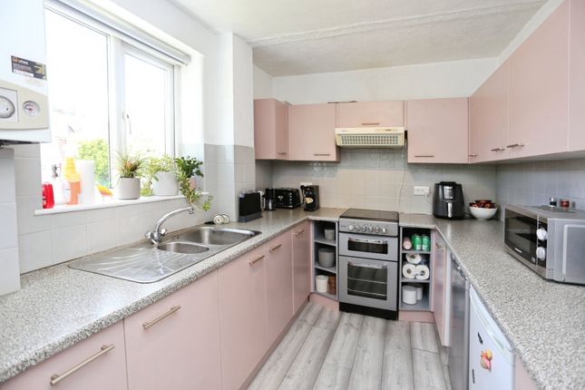 149, Carnforth Road, Stockport photo 3