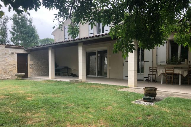 Detached house for sale in Matha, Poitou-Charentes, 17160, France
