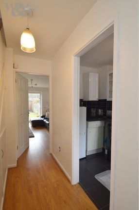 3, Rosewood Drive, Birmingham photo 4