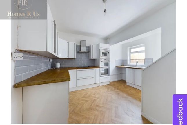 2 Leslie Avenue, Hull photo 2