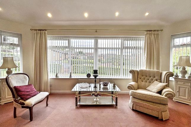 10, Reedside, Ryton photo 3