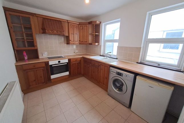 Thumbnail Flat to rent in Knowsley Road, Bootle