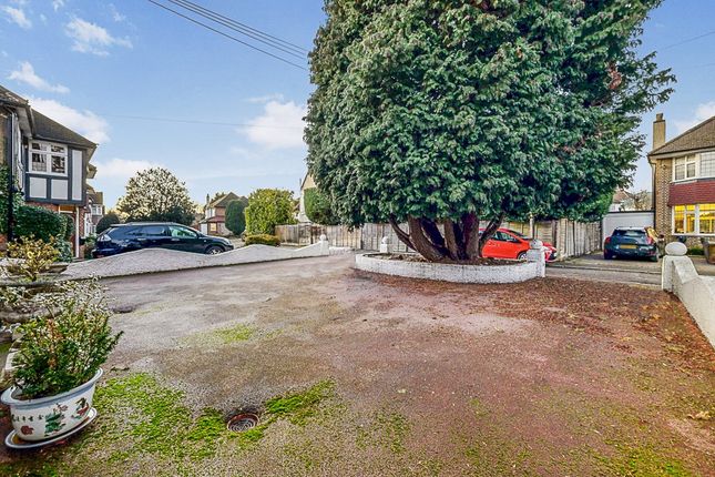 11, Brockley Close, Stanmore photo 3
