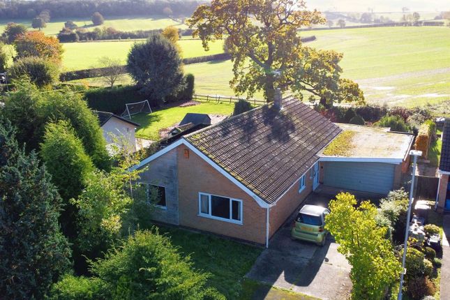 Detached bungalow for sale in Pinfold Crescent, Woodborough, Nottingham