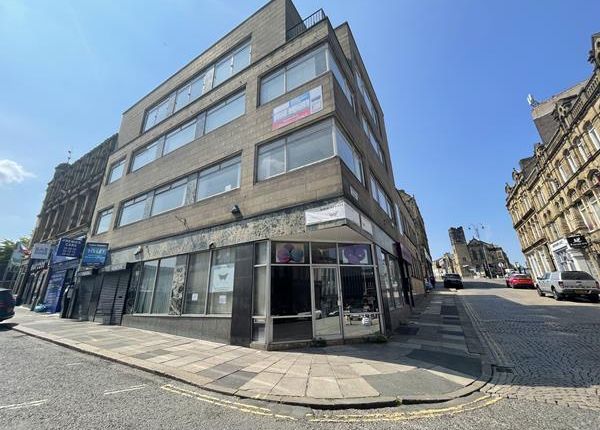 Retail premises to let in 18 Silver Street, Halifax, West Yorkshire