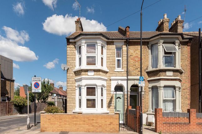 3 bed end terrace house for sale in Spruce Hills Road, London E17