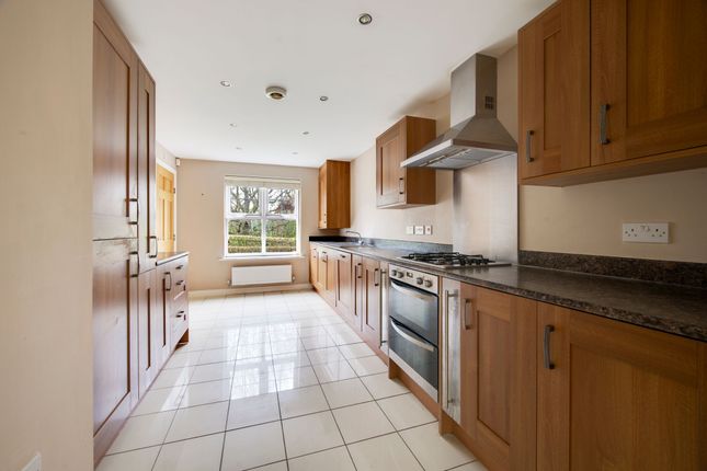 16 Meadowbank Avenue, Sandbach photo 2