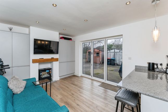 45, Circular Drive, Chester photo 4