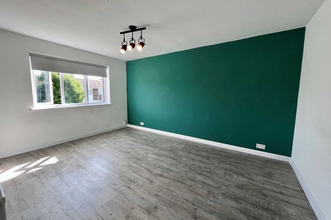 24, Carrington Place, Tring photo 4