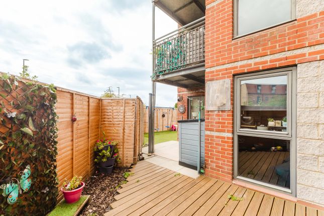 Tw14 8Dr - High Res-10.Jpg