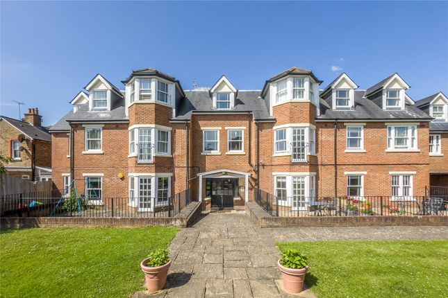 Flat for sale in Anyards Road, Cobham, Surrey