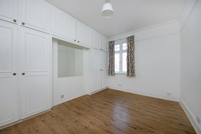 Terraced house for sale in Waldegrave Road, London