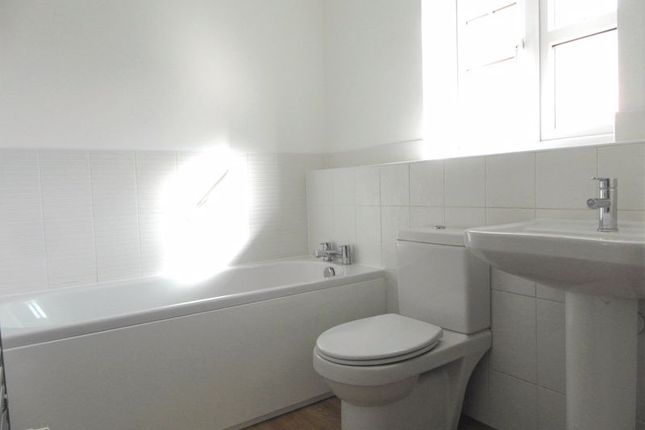 14, Wallett Drive, Telford photo 5