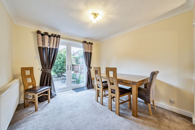 Dining - 104 Old Meadow Lane - Ewemove Sale