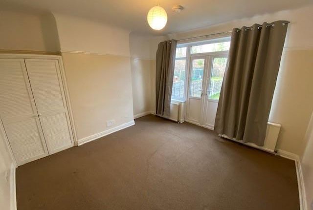 56, Parrs Wood Avenue, East Didsbury photo 3