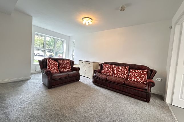 4, Hamilton Close, Durham photo 3