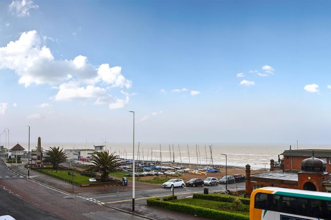 17, Marina Court, Marina, Bexhill-On-Sea photo 2