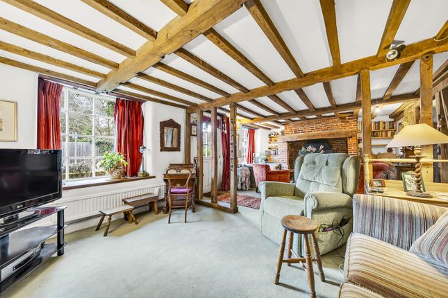 25, Cricketers Lane, Herongate, Brentwood photo 4