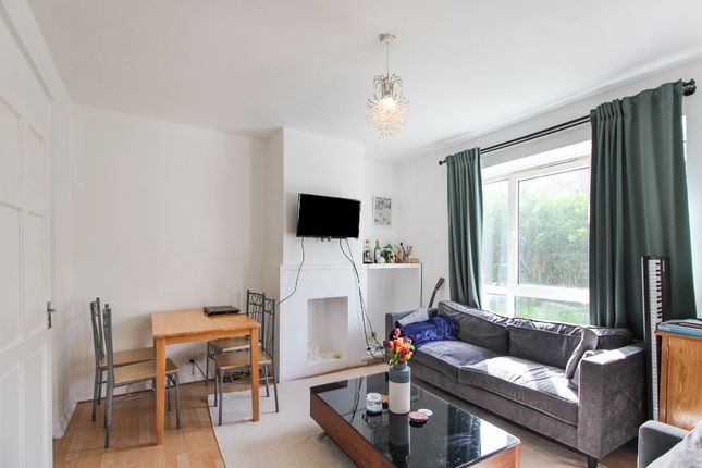 Thumbnail Flat to rent in Somerford Grove Estate, London
