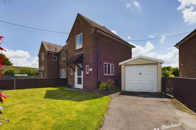 Thumbnail Semi-detached house for sale in Verney Road, Winslow, Buckingham
