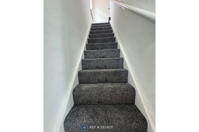 Cranleigh Road, Feltham photo 5