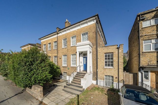 Thumbnail Flat for sale in Tollington Road, London