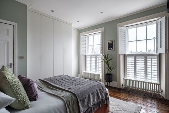 Terraced house for sale in Balls Pond Road, Hackney