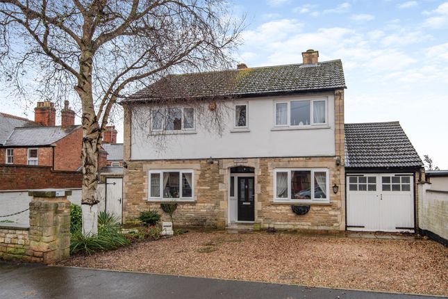 Thumbnail Detached house for sale in New Cross Road, Stamford