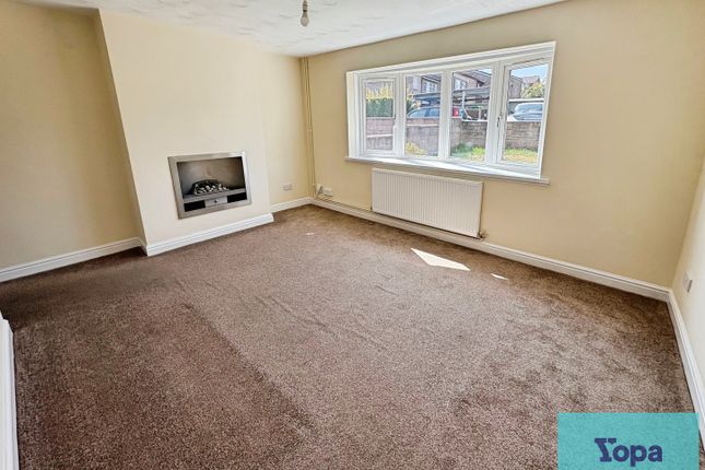 49, Normanton Grove, Stoke-on-trent photo 2