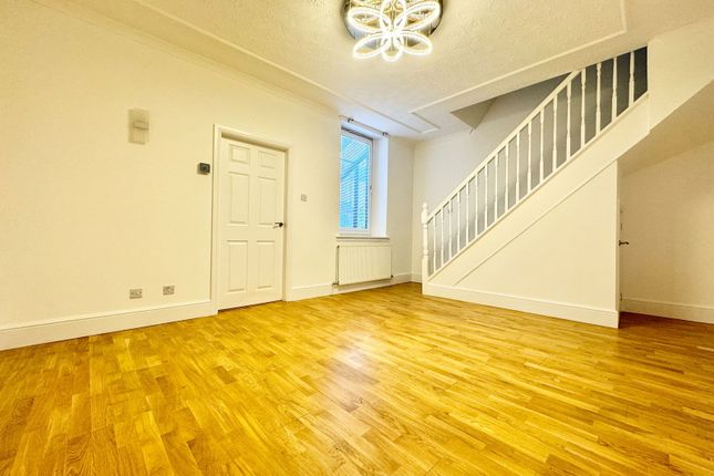 63, Constarry Road, Glasgow photo 3