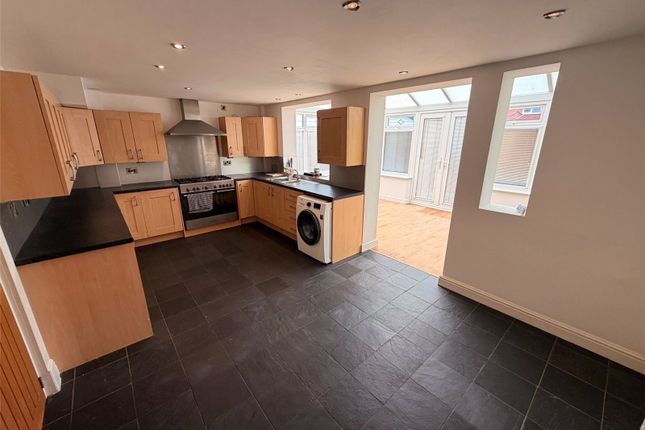 172, Brownlow Road, Bolton photo 2