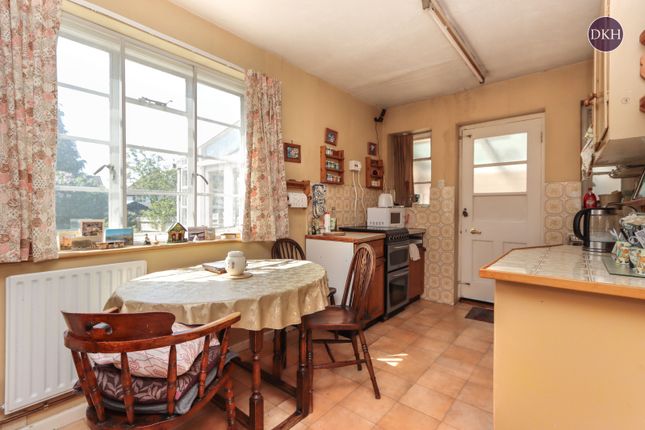 49, Devereux Drive, Watford photo 3
