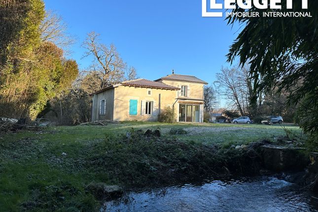 Villa for sale in Reignac, Charente, Nouvelle-Aquitaine