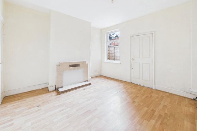 38, Hinde House Lane, Sheffield photo 4