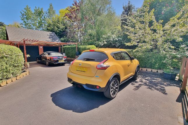 10, Oyster Close, Hayling Island photo 2