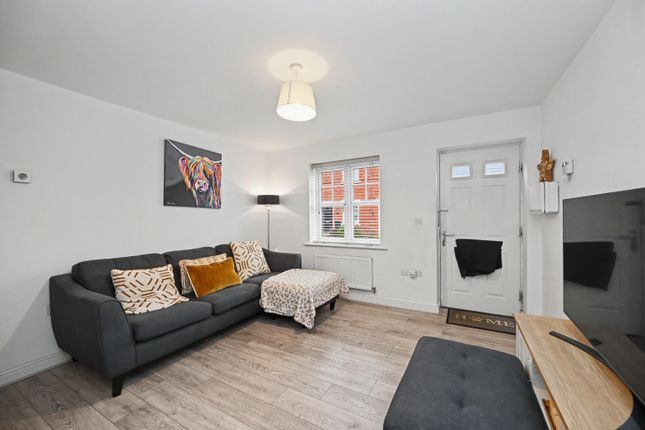 5, Caradon Way, Rugby photo 4