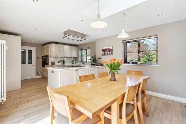 15, Long Park Close, Buckinghamshire photo 4