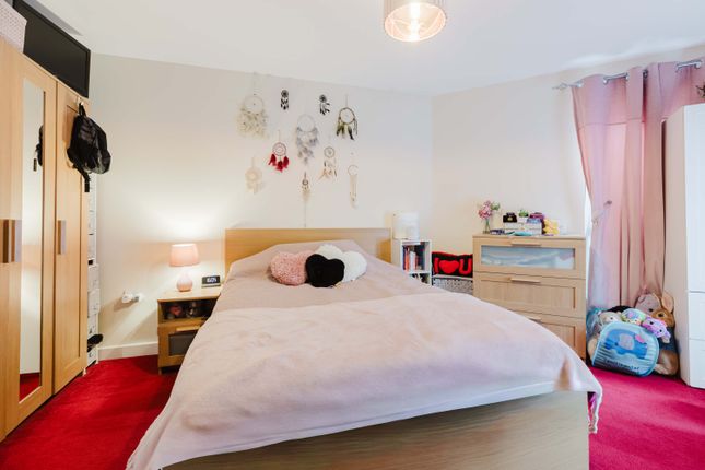 Tw14 8Dr - High Res-13.Jpg