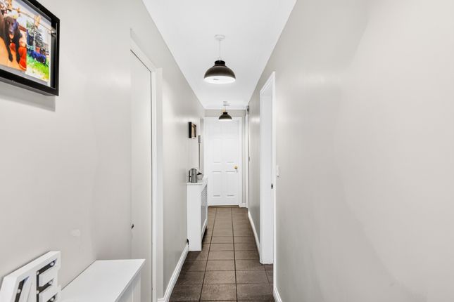 20, Glen Court, Castleford photo 4