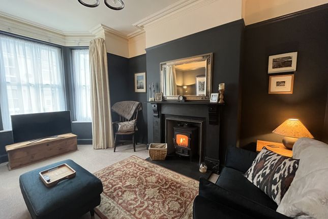 28, Alan Road, Llandeilo photo 2