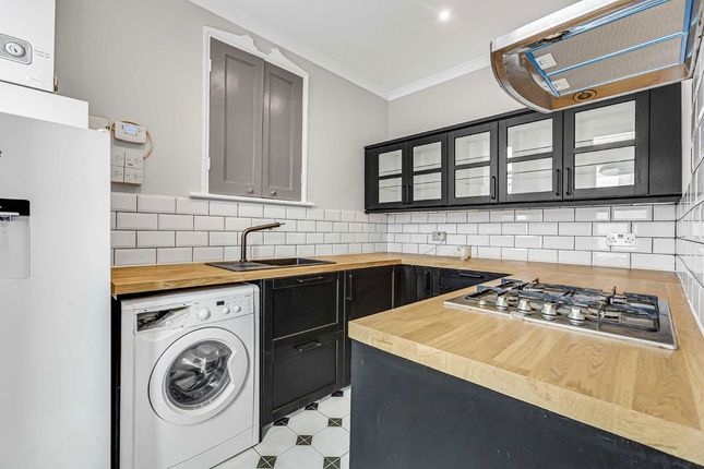 85, Barcombe Avenue, London photo 3