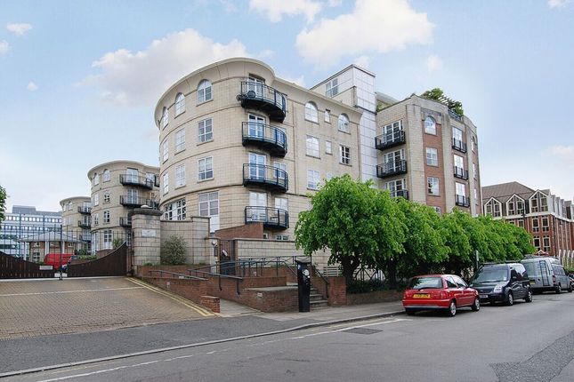 21-33 Worple Road, London photo 2