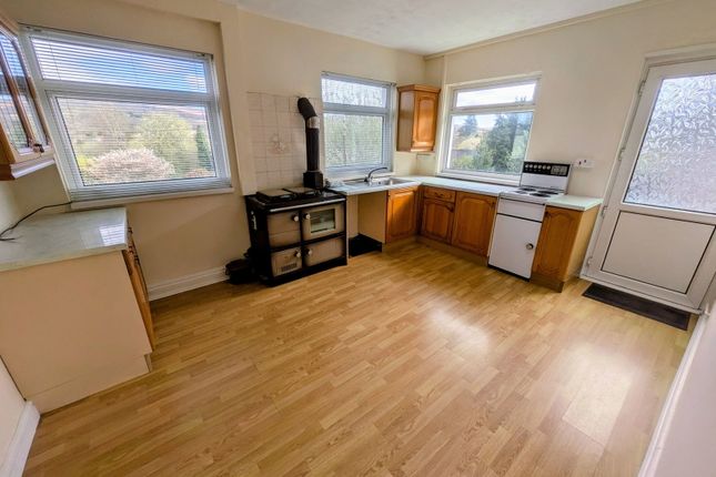 162, Cwmamman Road, Ammanford photo 4