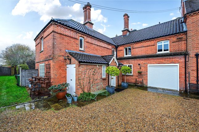 5 Hartley Grange,, Grange Lane, Hartley Wintney photo 2