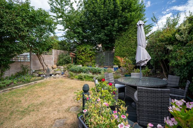 26 Finchams Close, Cambridge photo 4