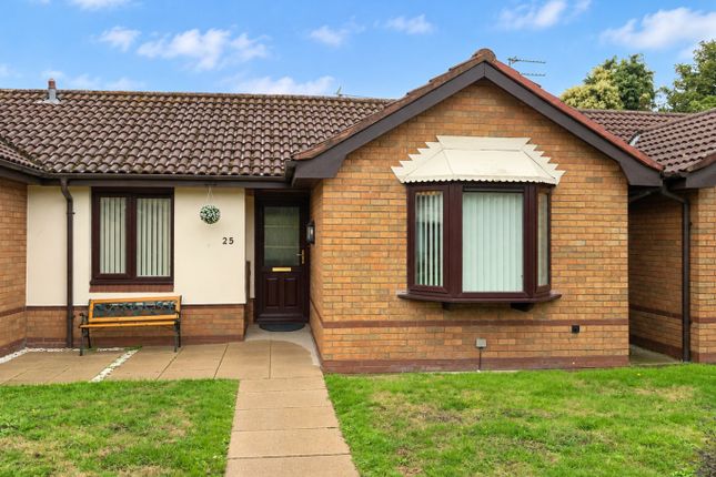 2-bed semi-detached on 25 The Woodlands, Southport, Merseyside, £129,500