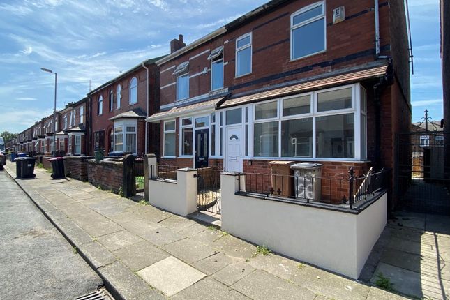 26, Alexandra Road, Salford photo 2